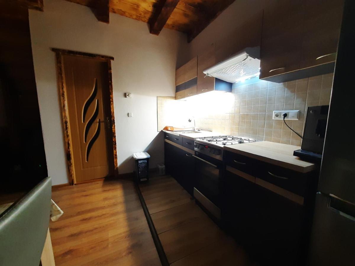 Mountain Cozy Home Sub Cetate ภายนอก รูปภาพ